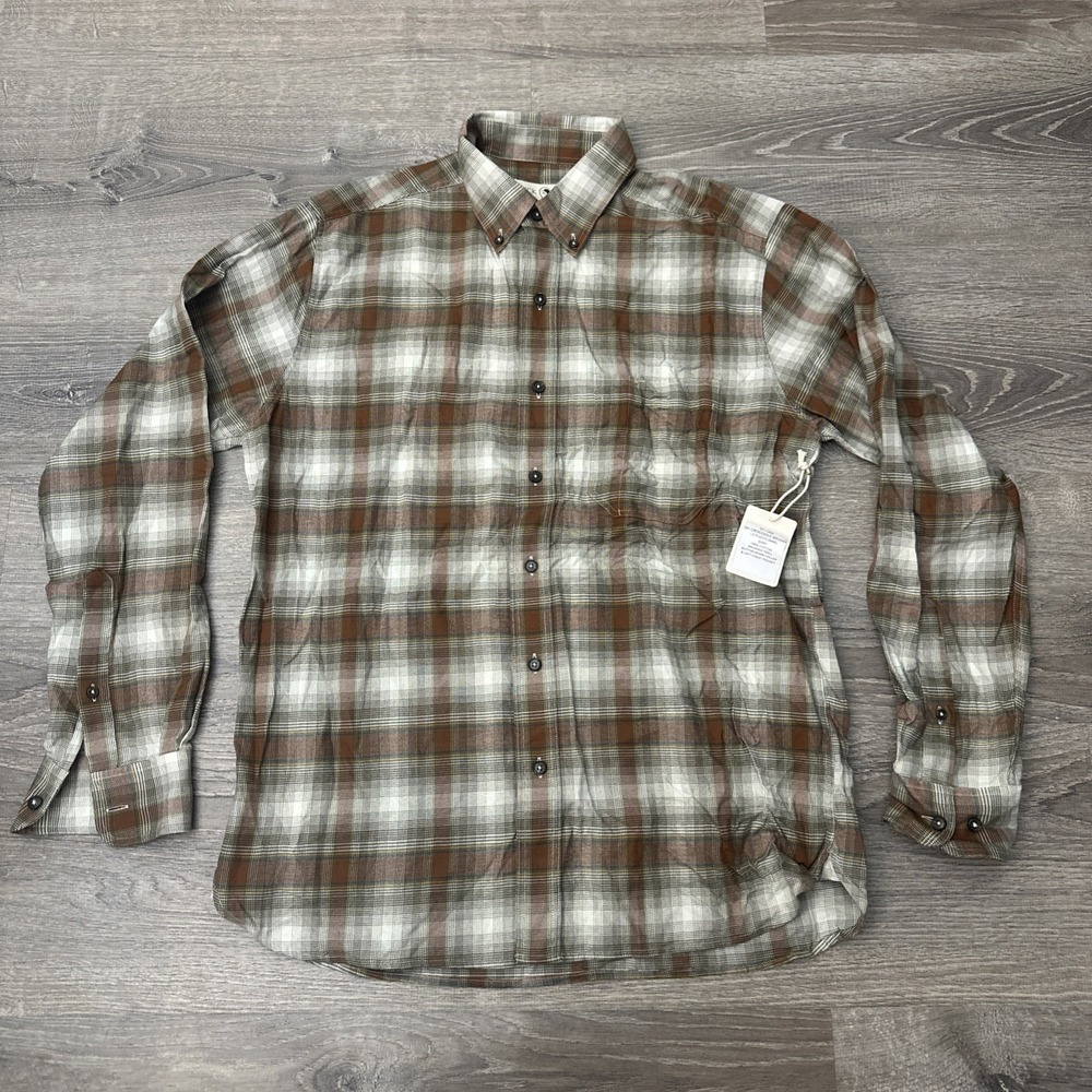 Duck Head Men's Medium Plaid Flannel Shirt Brushed Twill Crocodile Brown